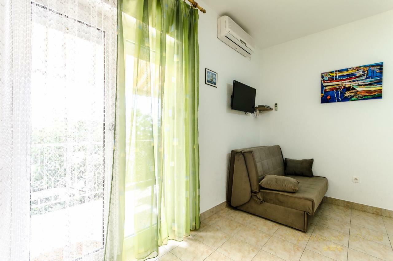 Apartments Nives Suhi Potok Есенице Экстерьер фото