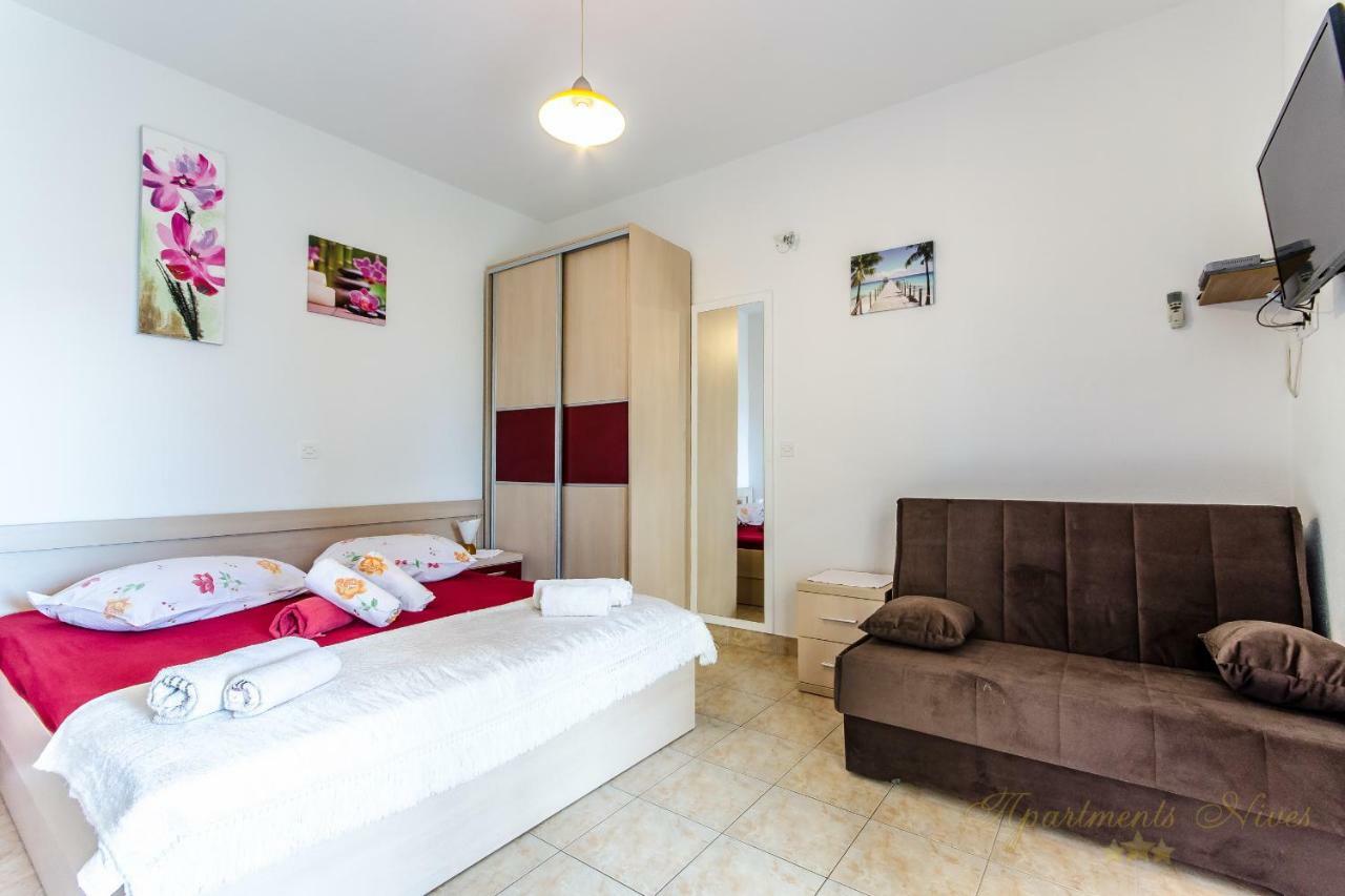 Apartments Nives Suhi Potok Есенице Экстерьер фото